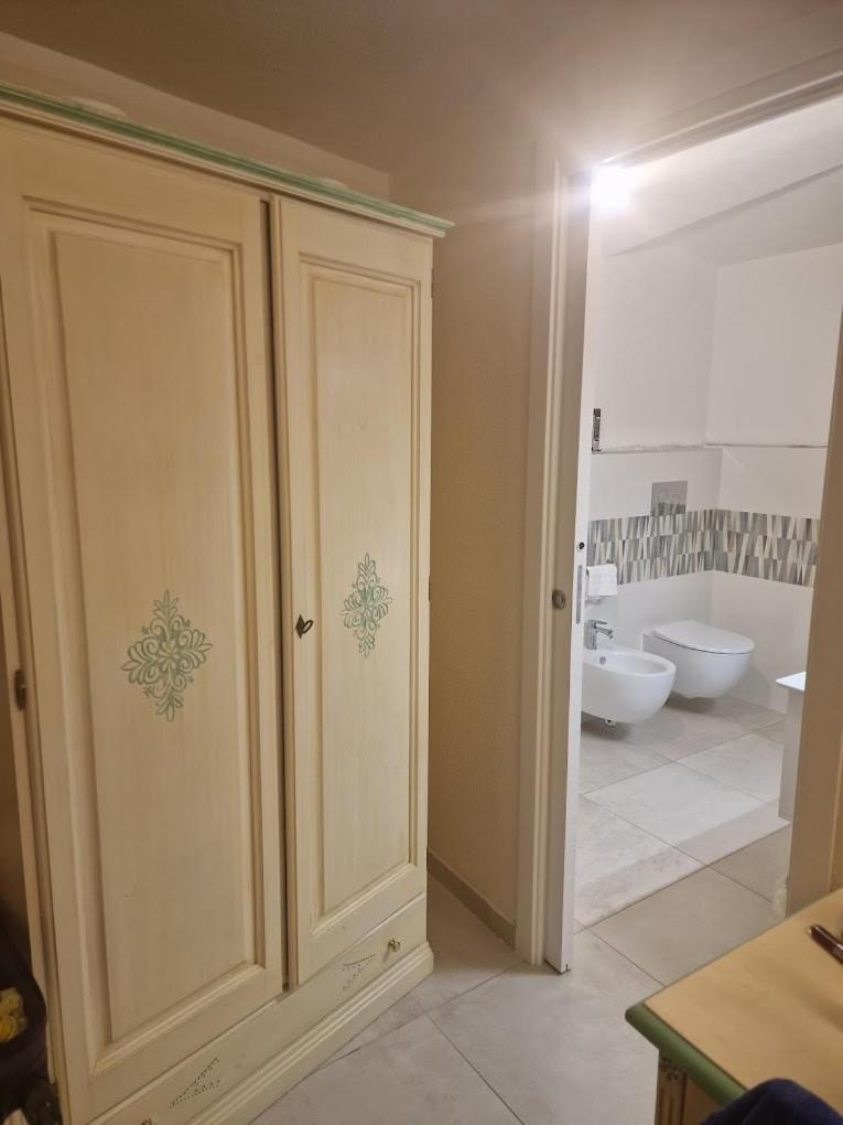 Hotel La Palma サン・テオドーロ エクステリア 写真